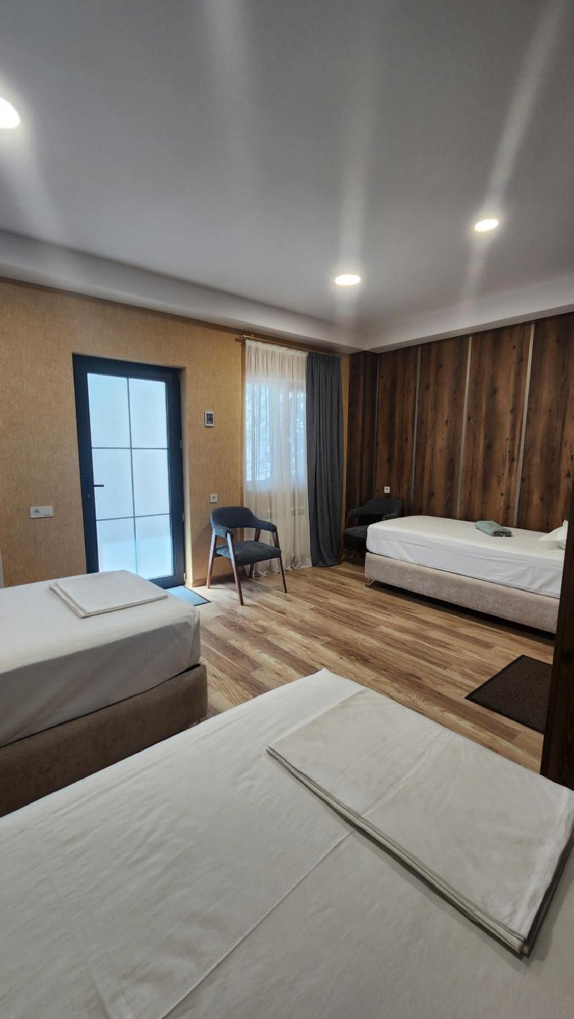 Khorgo Hotel Gori Eksteriør billede