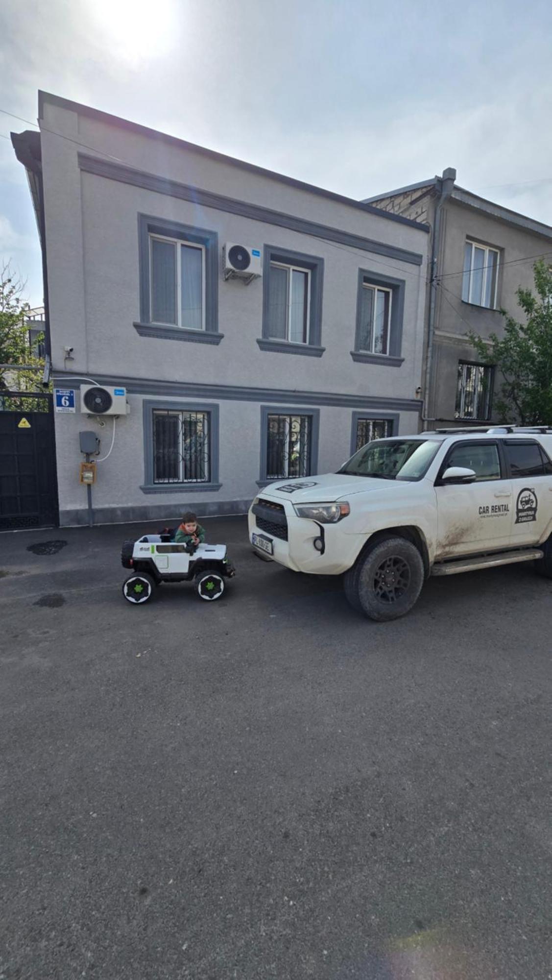 Khorgo Hotel Gori Eksteriør billede